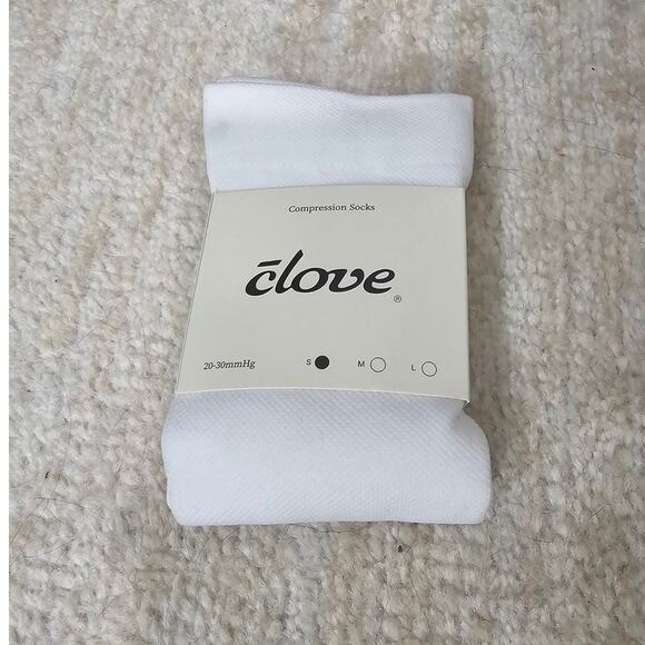 NEW CLOVE Compression Socks Size Small White - Picture 1 of 2